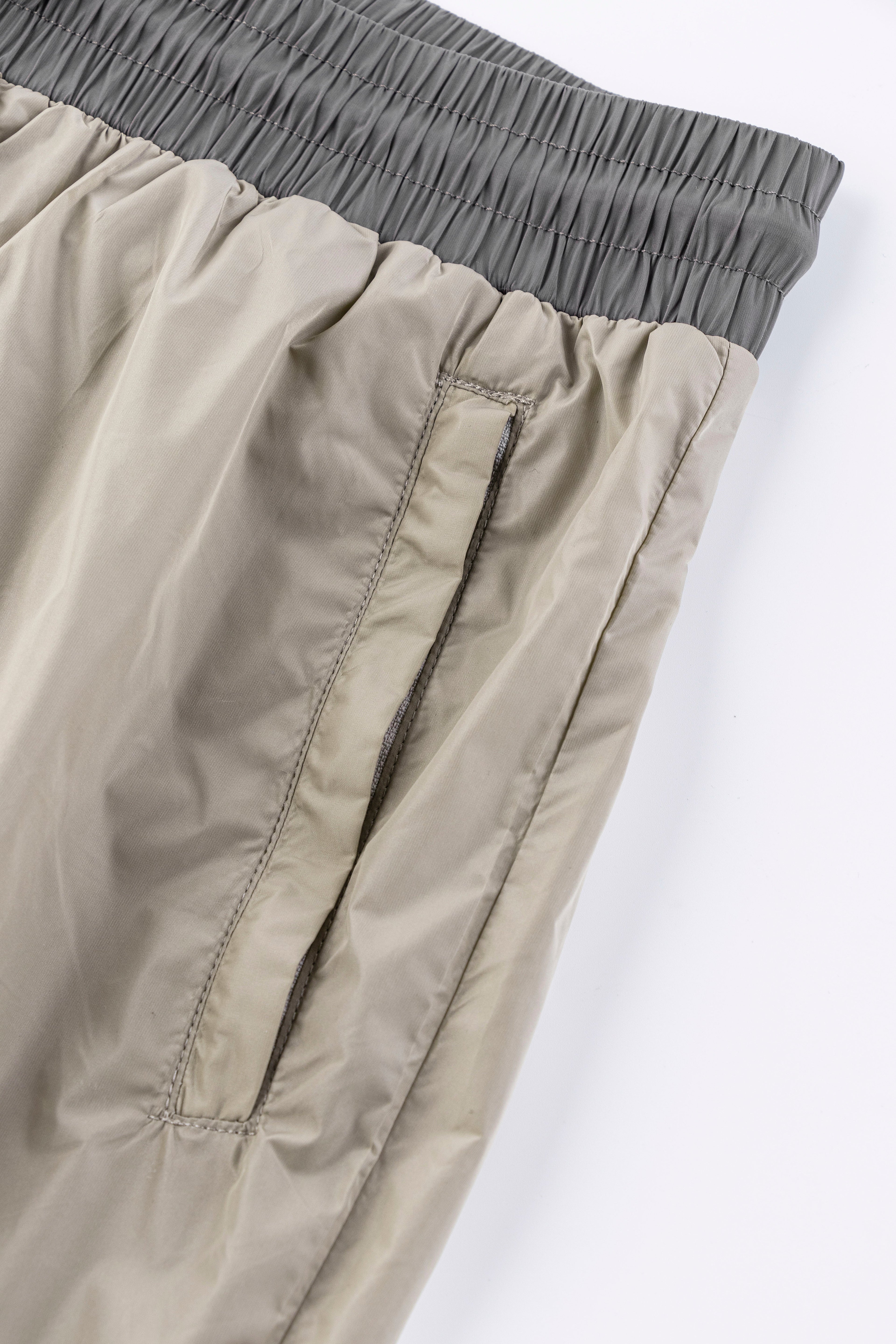 Catini Baratti Contrast Waistband Versatile Shorts Arenaria Beige/Dark Grey