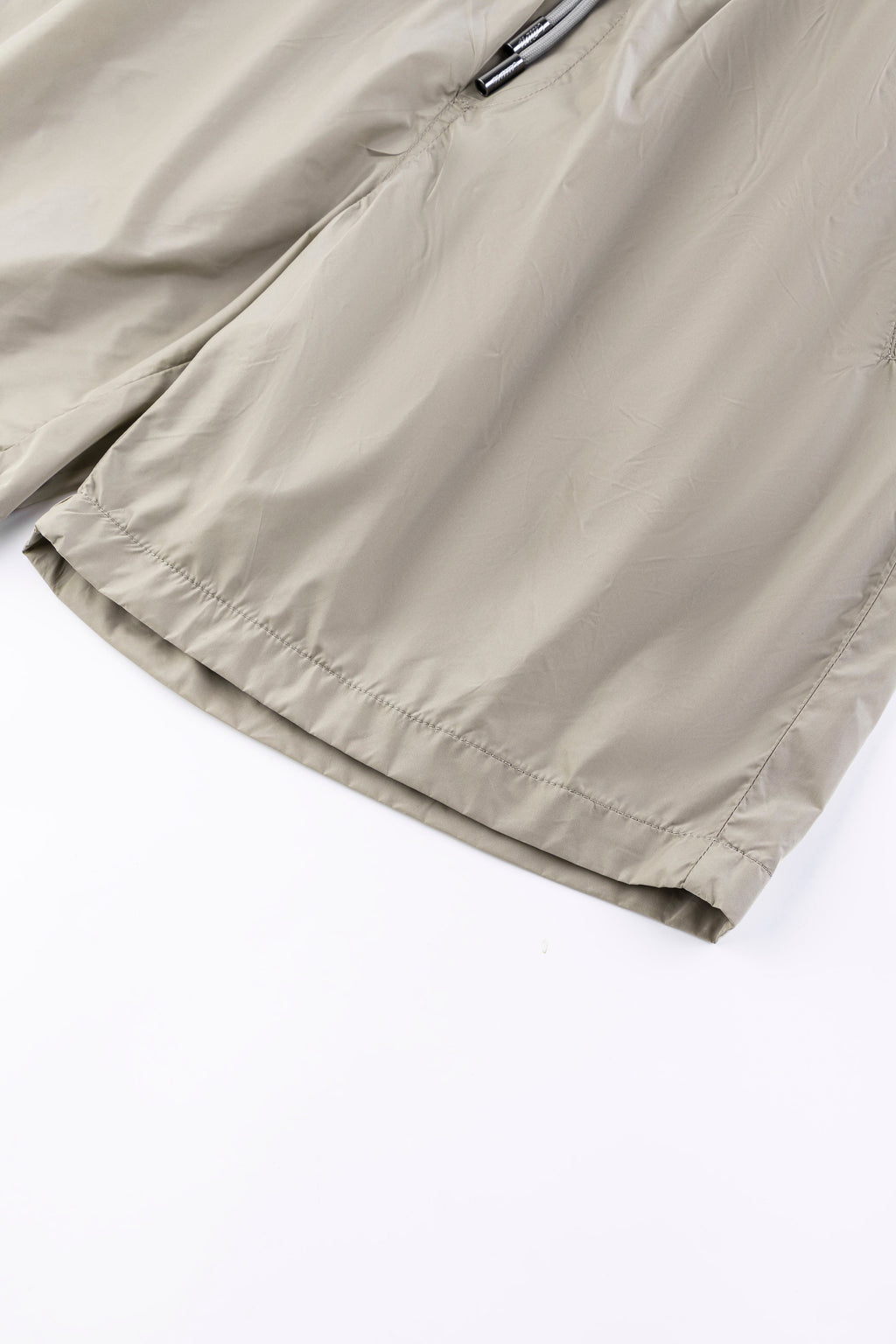 Catini Baratti Contrast Waistband Versatile Shorts Arenaria Beige/Dark Grey