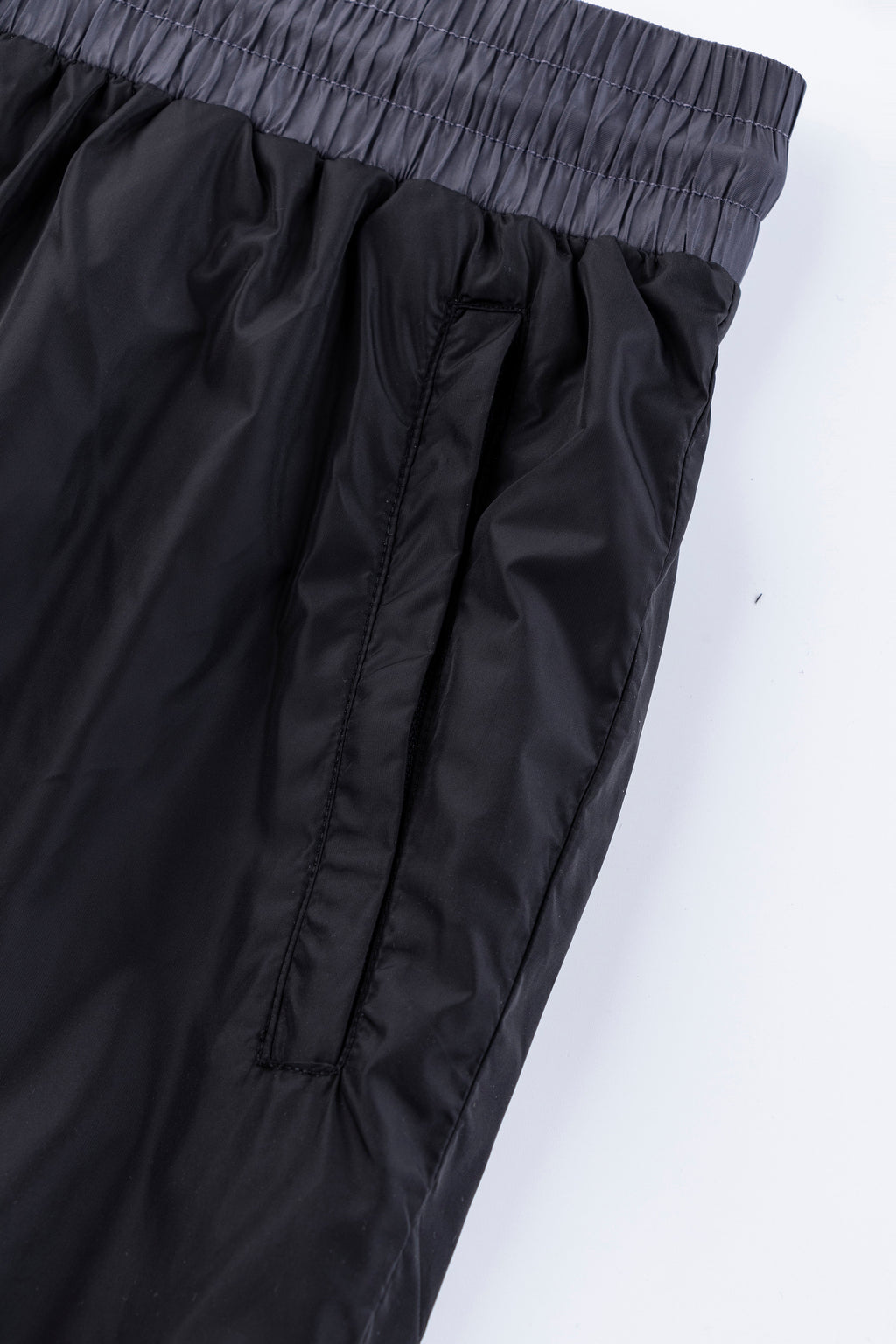 Catini Baratti Contrast Waistband Versatile Shorts Black/Dark Grey